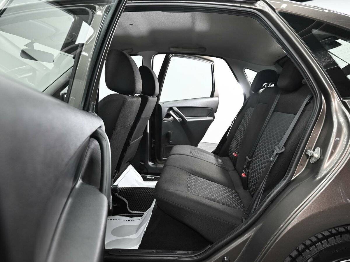 Lada (ВАЗ) Granta б/у, 2019, Механическая. Фото: #12