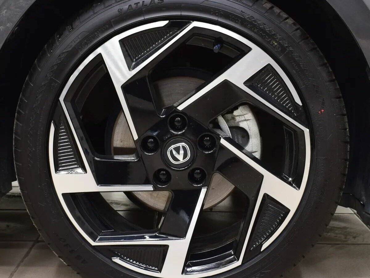 Changan Lamore б/у, 2023, Роботизированная. Фото: #18