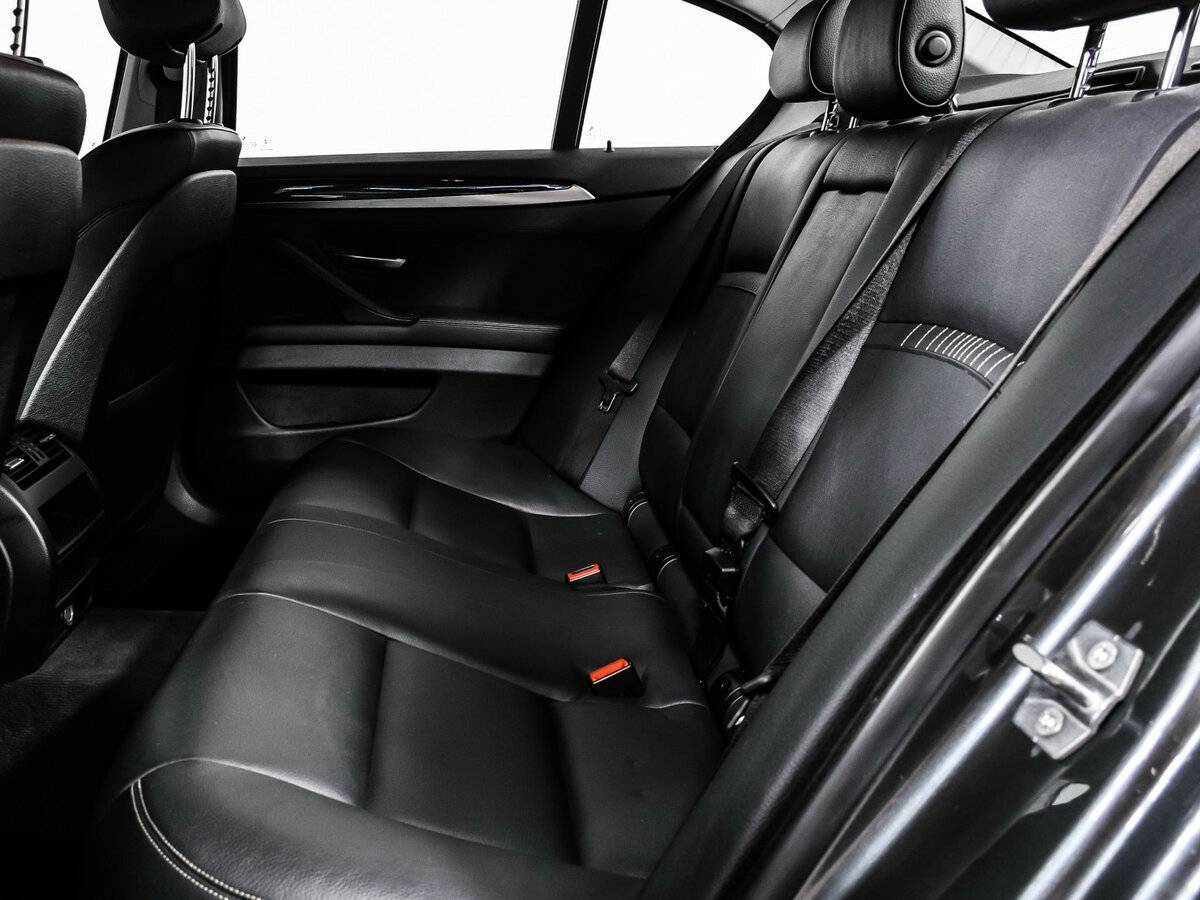 BMW 5 серии б/у, 2015, Автоматическая. Фото: #12