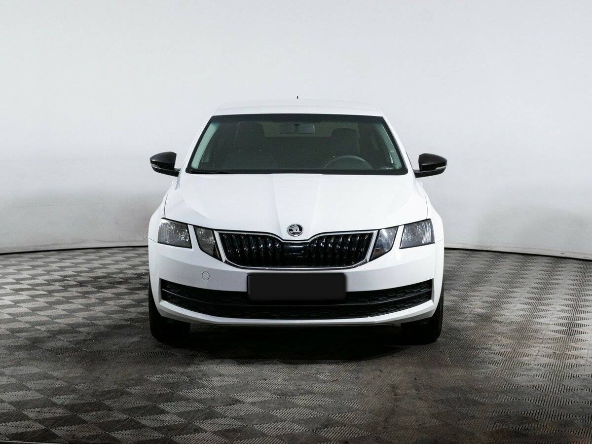 Skoda Octavia б/у, 2019, Механическая. Фото: #1