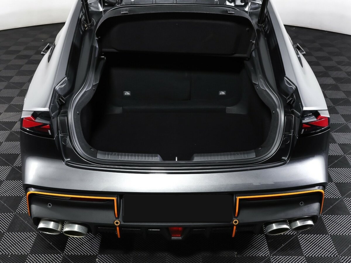 Changan UNI-V б/у, 2023, Роботизированная. Фото: #6