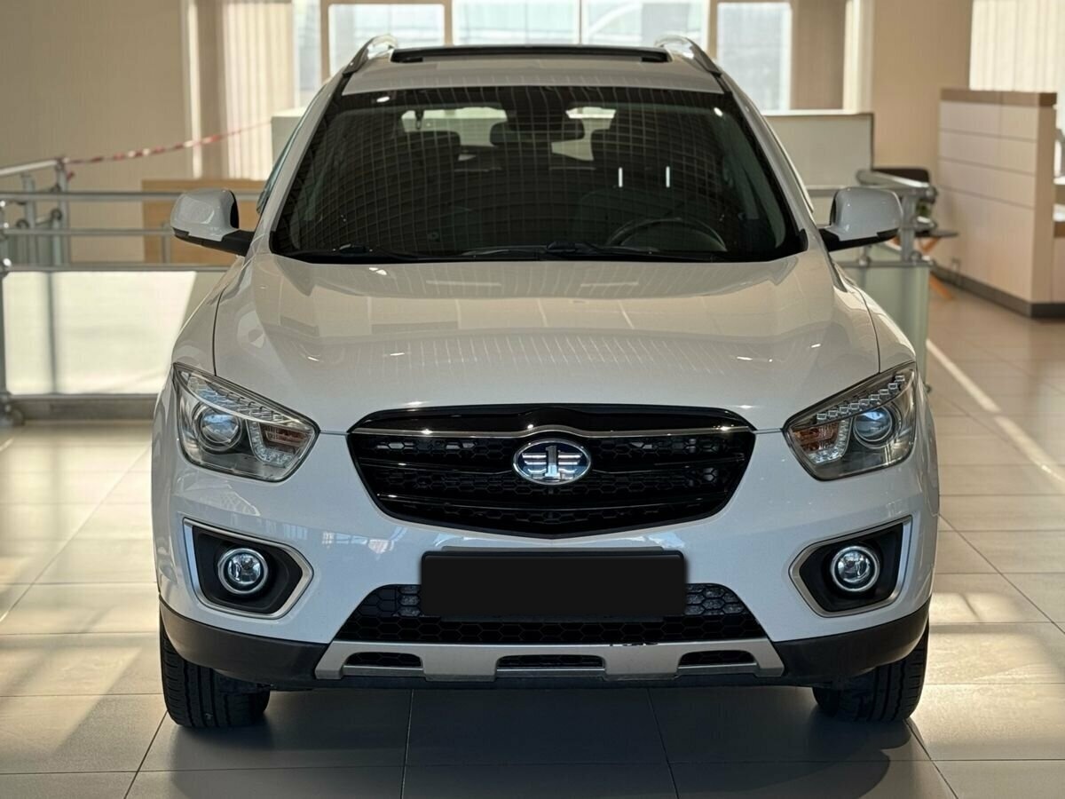 FAW Besturn X80 б/у, 2017, Автоматическая. Фото: #1