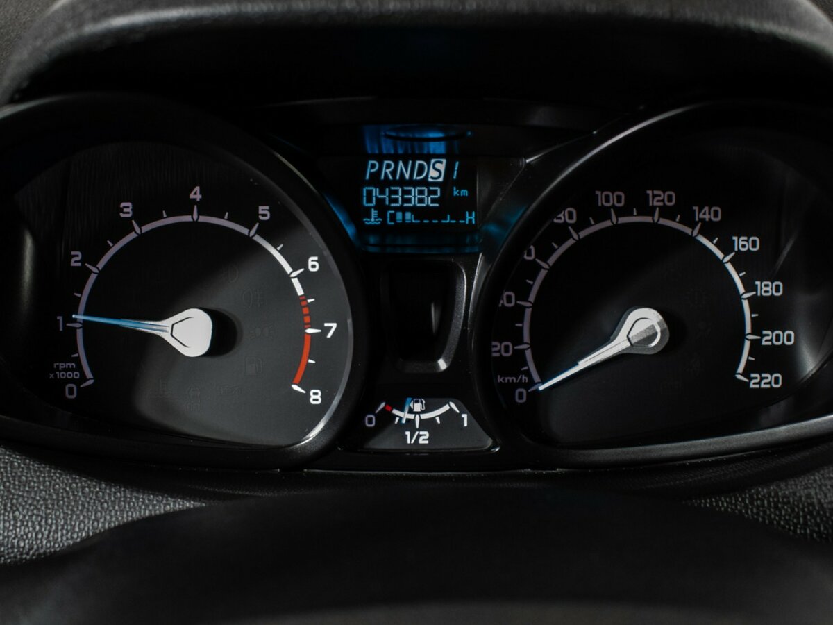 Ford EcoSport б/у, 2018, Роботизированная. Фото: #11