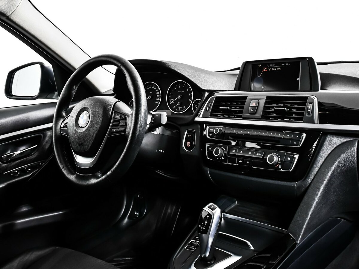 BMW 3 серии б/у, 2017, Автоматическая. Фото: #8