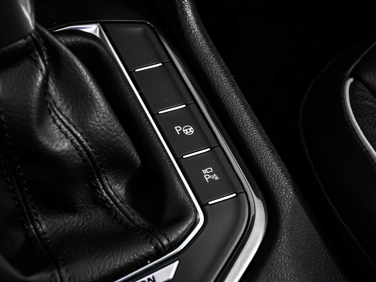 Volkswagen Tiguan б/у, 2020, Роботизированная. Фото: #17