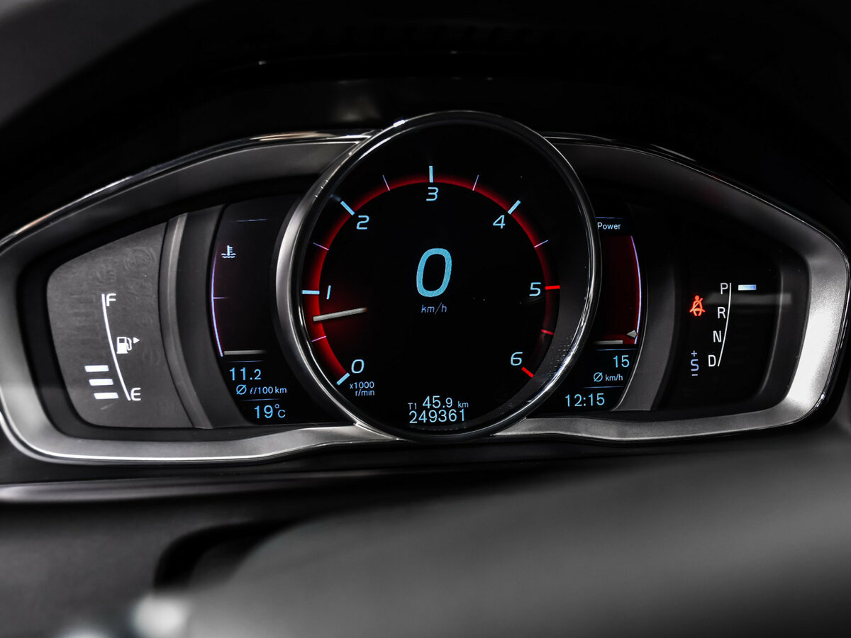 Вольво ИксЦ60 б/у, 2015, Автоматическая. Фото: #9