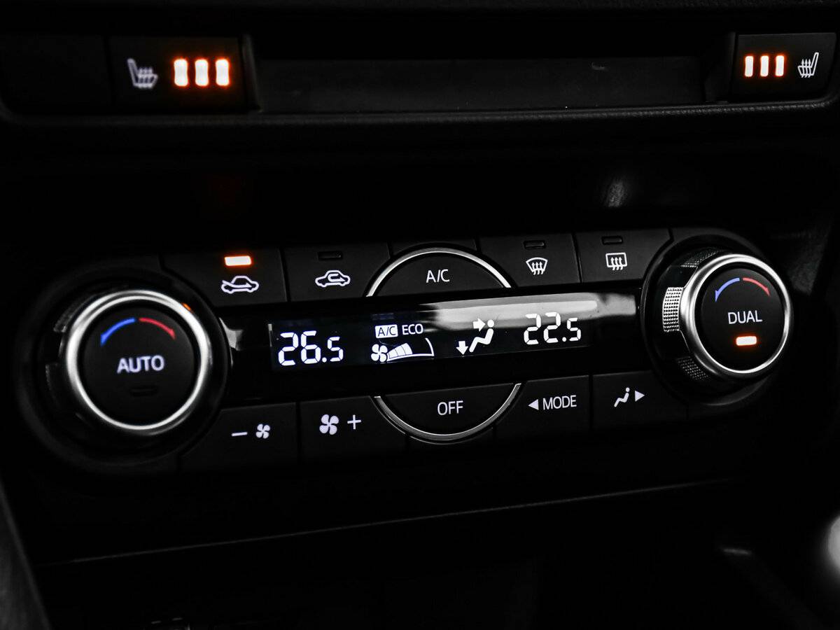 Мазда 3 б/у, 2015, Автоматическая. Фото: #12