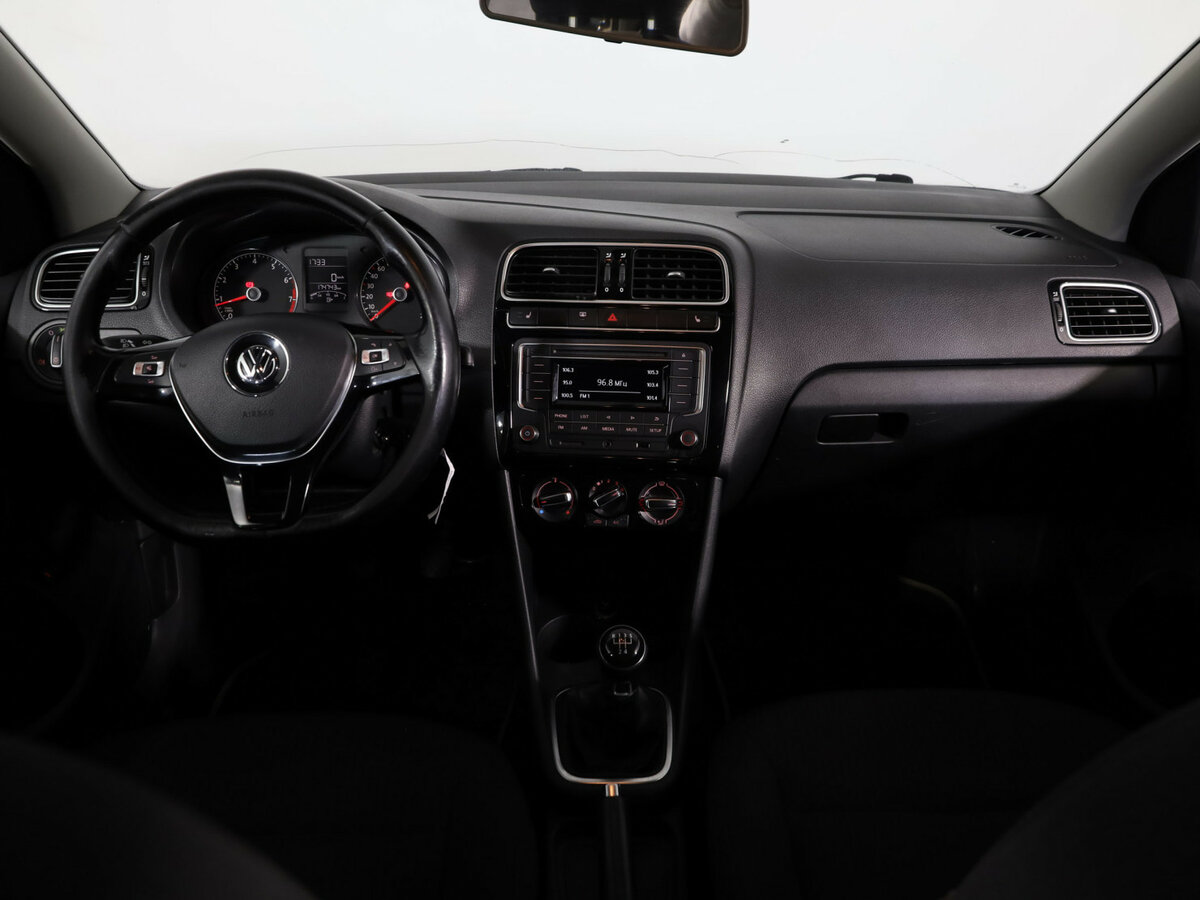 Volkswagen Polo б/у, 2017, Механическая. Фото: #7