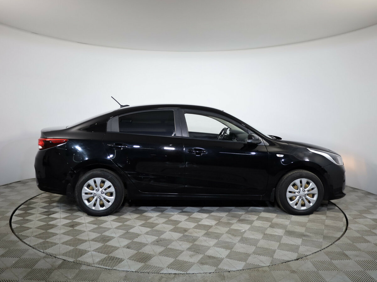 Kia Rio б/у, 2017, Автоматическая. Фото: #3