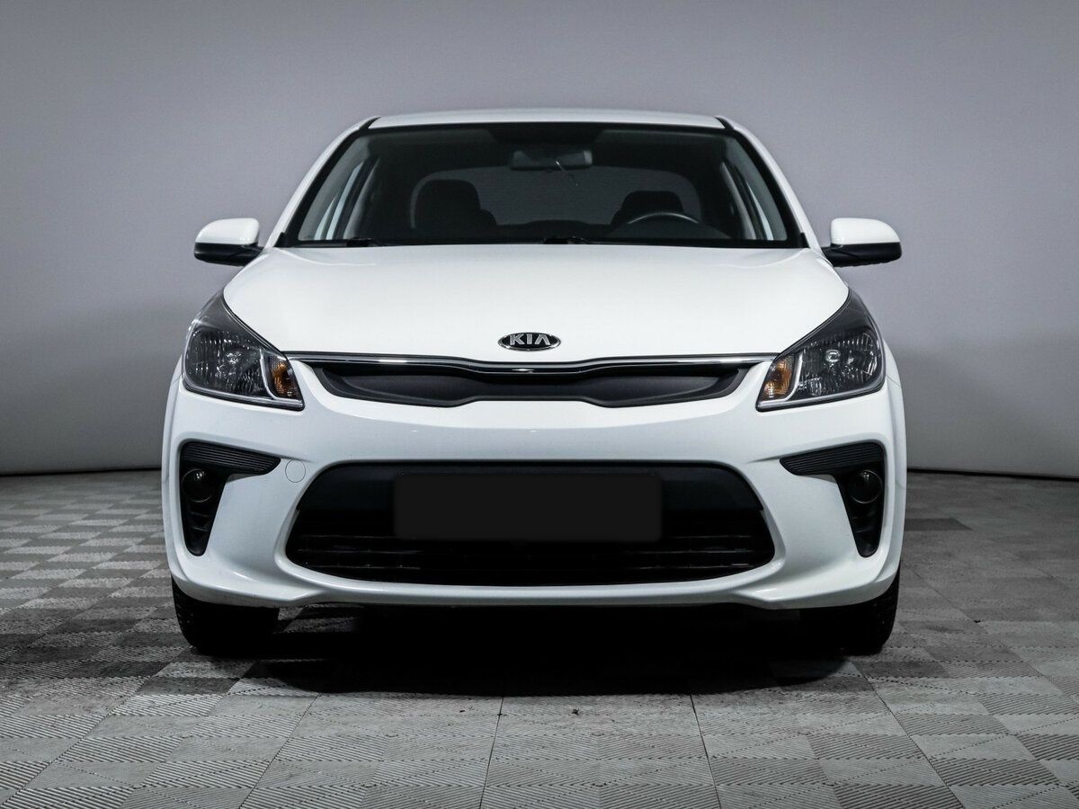 Kia Rio б/у, 2018, Автоматическая. Фото: #1