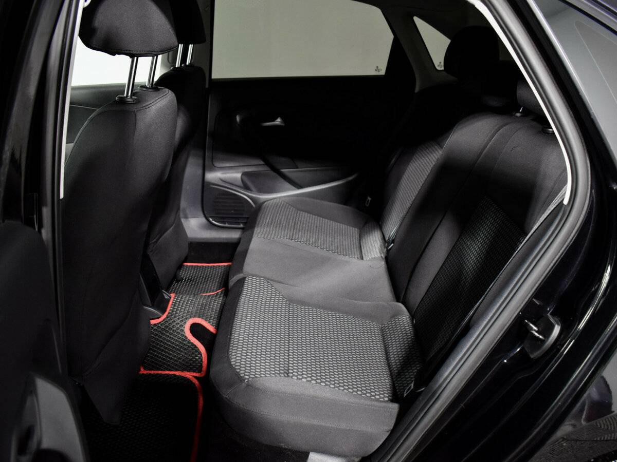 Volkswagen Polo б/у, 2013, Автоматическая. Фото: #10