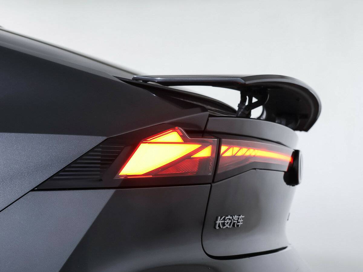 Changan UNI-V б/у, 2023, Роботизированная. Фото: #22