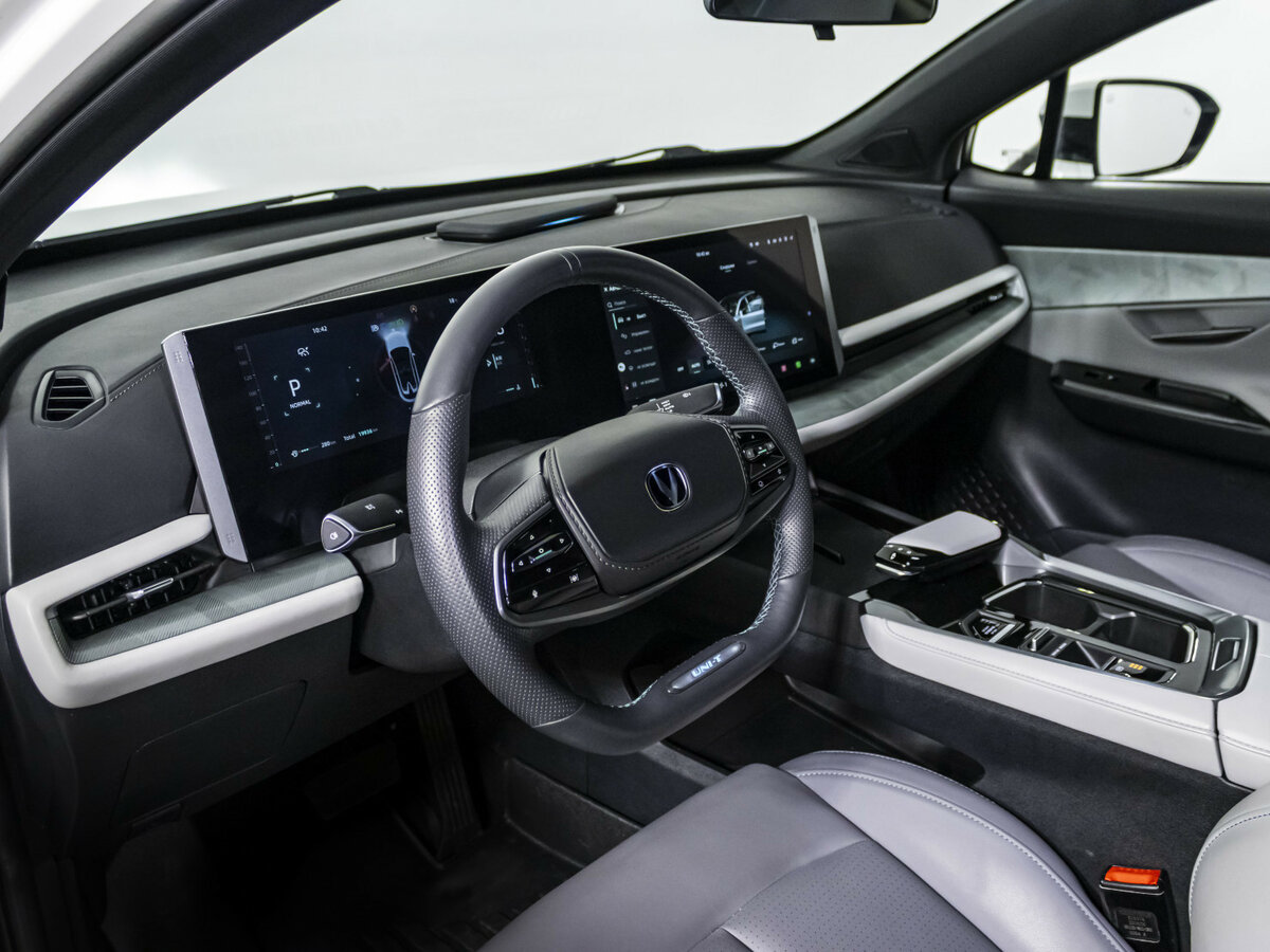 Changan UNI-T б/у, 2023, Роботизированная. Фото: #8