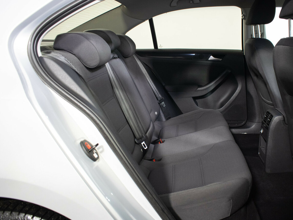 Volkswagen Jetta б/у, 2012, Механическая. Фото: #8