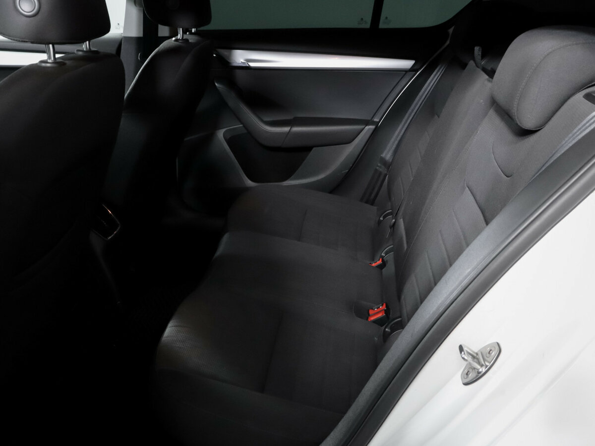 Skoda Octavia б/у, 2015, Роботизированная. Фото: #7