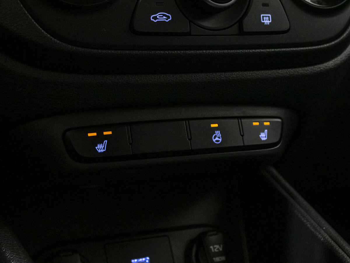 Hyundai Solaris б/у, 2021, Механическая. Фото: #14