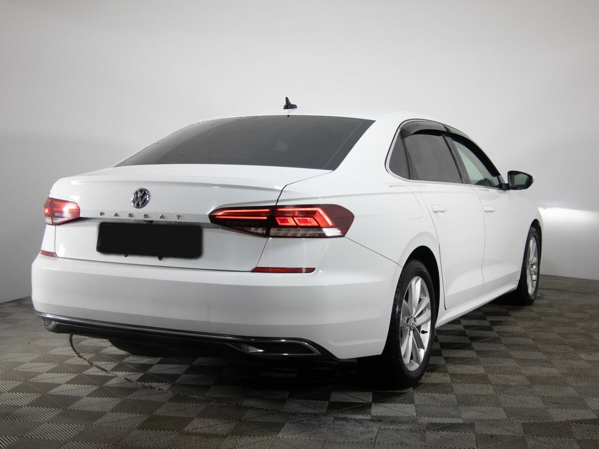 Volkswagen Passat б/у, 2020, Роботизированная. Фото: #3