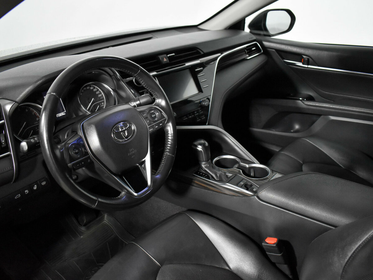 Toyota Camry б/у, 2018, Автоматическая. Фото: #6