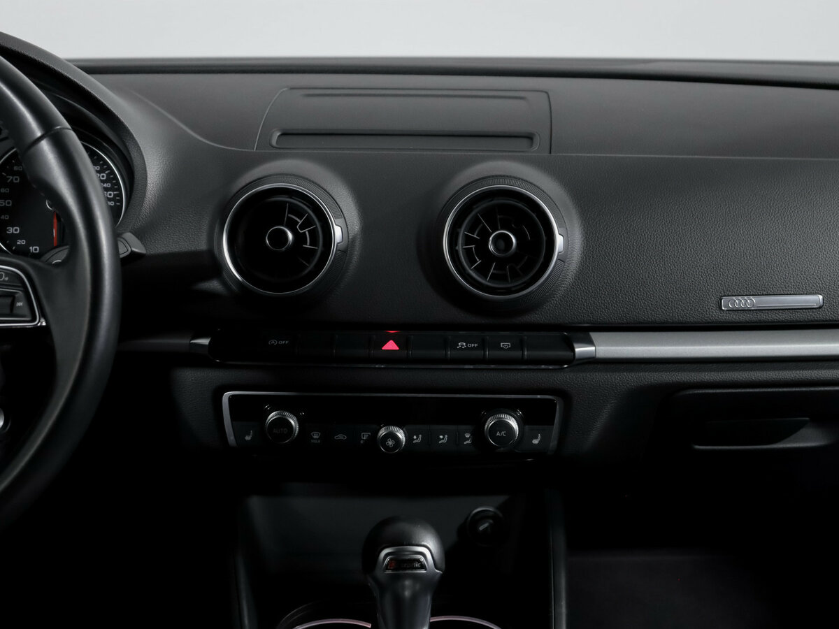 Audi A3 б/у, 2019, Роботизированная. Фото: #10