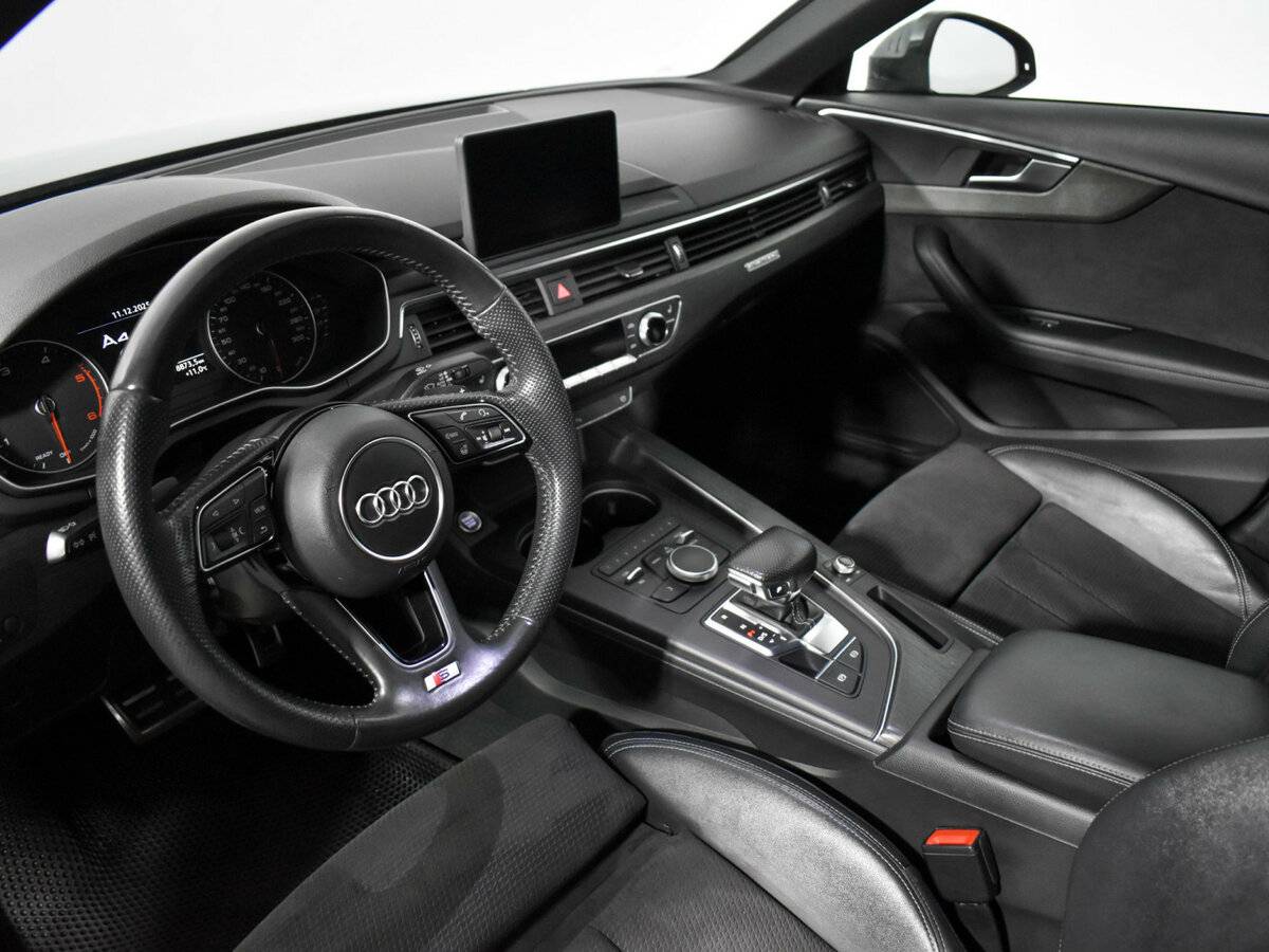 Audi A4 б/у, 2017, Роботизированная. Фото: #6