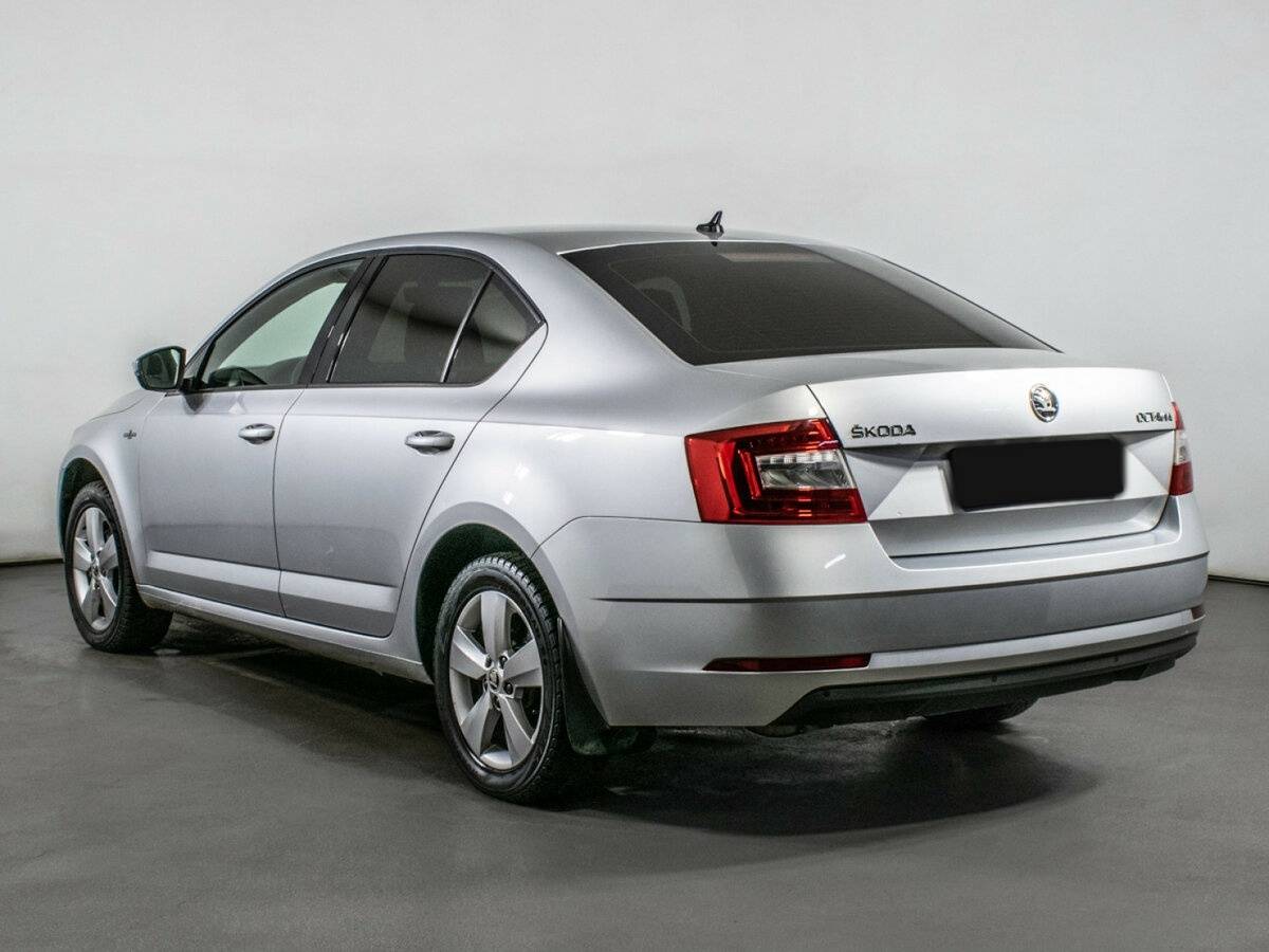 Skoda Octavia б/у, 2018, Роботизированная. Фото: #6