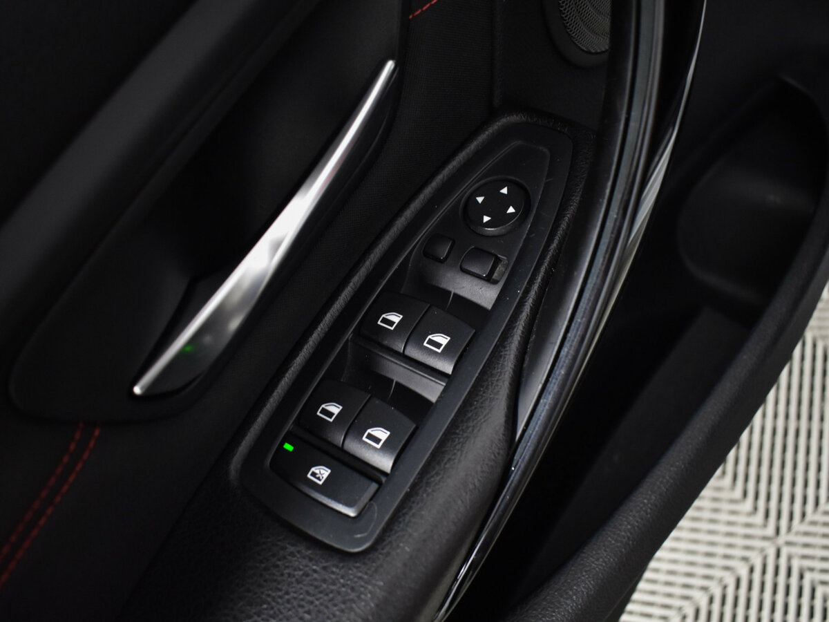 BMW 3 серии б/у, 2012, Автоматическая. Фото: #16