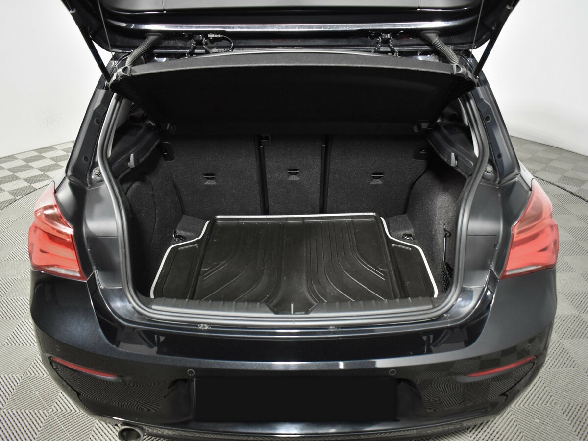 BMW 1 серии б/у, 2017, Автоматическая. Фото: #17