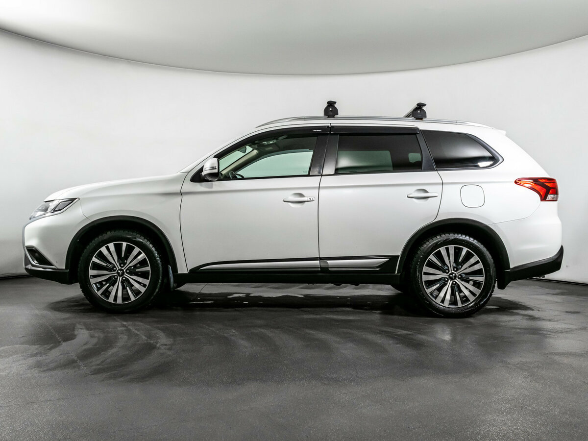 Mitsubishi Outlander б/у, 2021, Вариатор. Фото: #7
