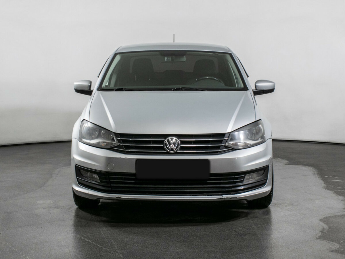 Volkswagen Polo б/у, 2016, Автоматическая. Фото: #1