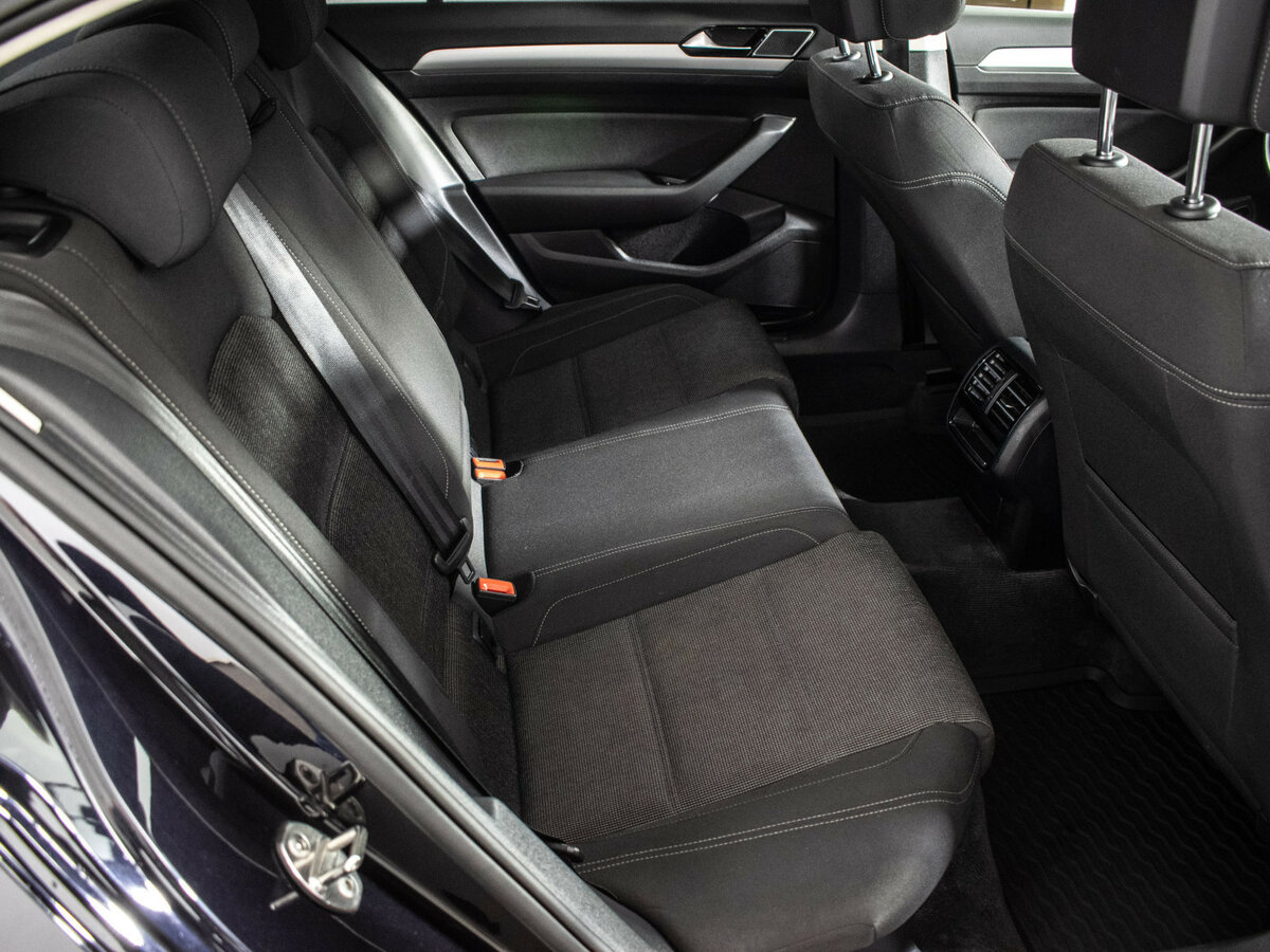 Volkswagen Passat б/у, 2017, Роботизированная. Фото: #10