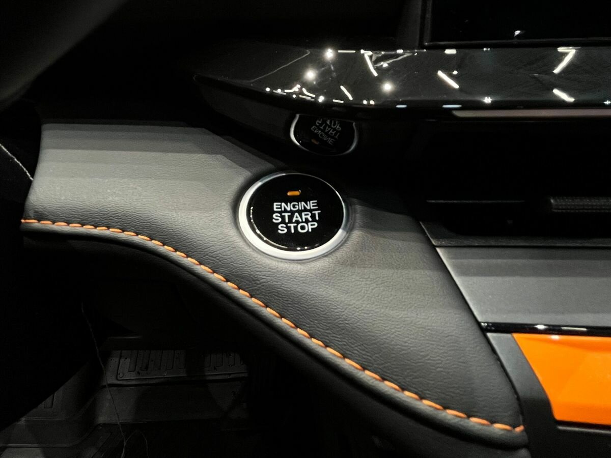 Changan UNI-V б/у, 2024, Роботизированная. Фото: #17