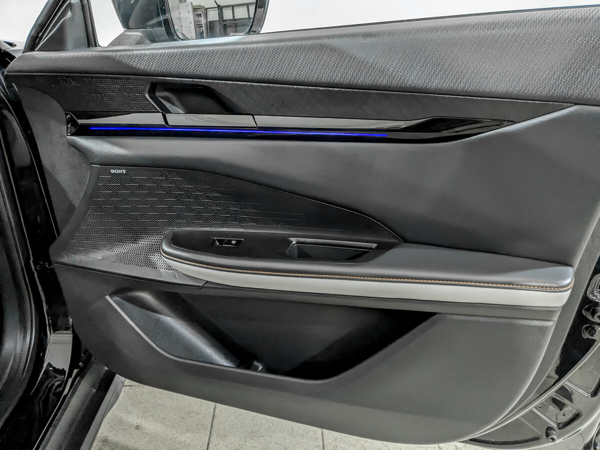 Changan UNI-V б/у, 2023, Роботизированная. Фото: #24